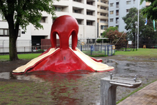 タコの滑り台